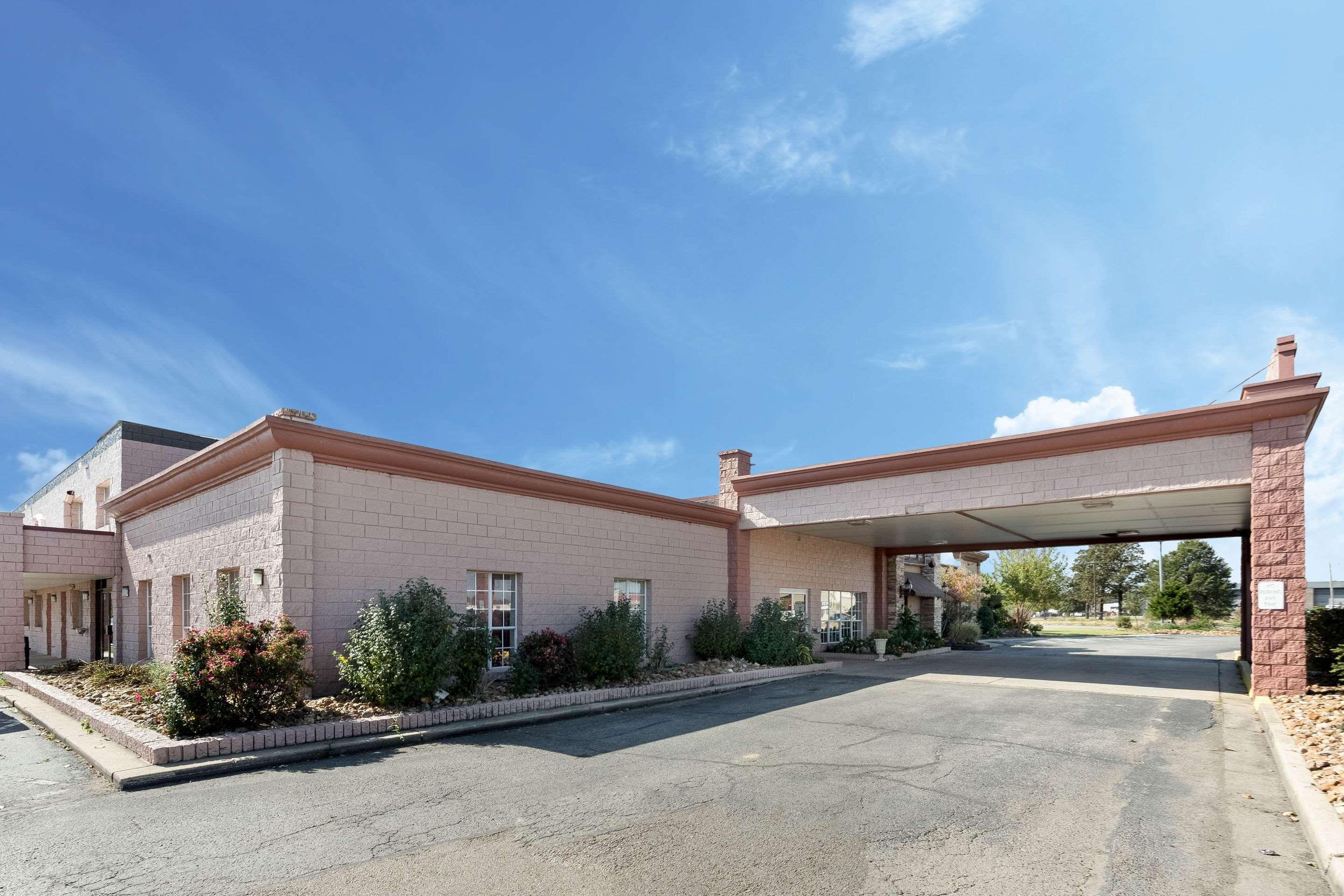 Quality Inn & Suites Paragould Exterior photo